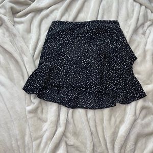 shein spotted skirt with ruffles
